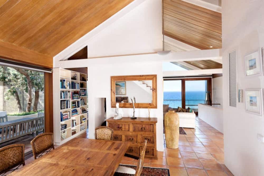 Photo of Others in Whale Beach