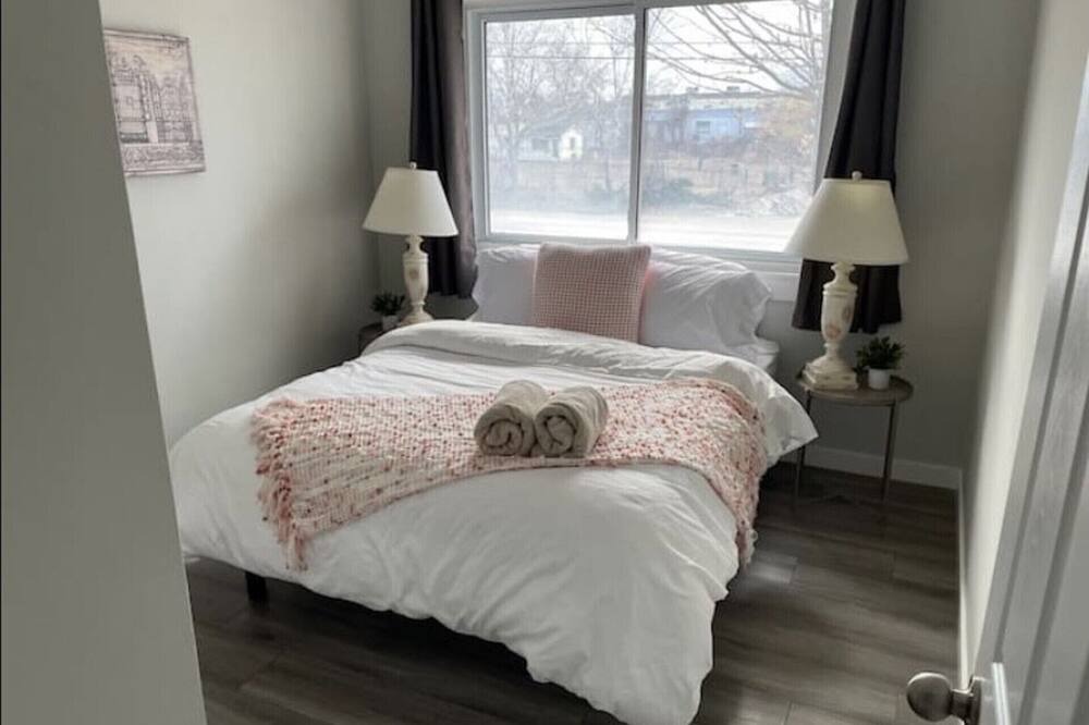 Photo of Bedroom in Orillia