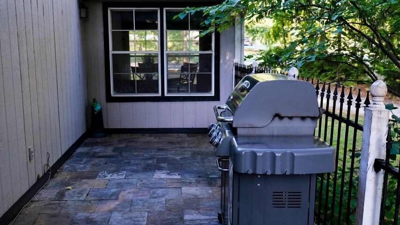 Photo of Outdoor in Kingston