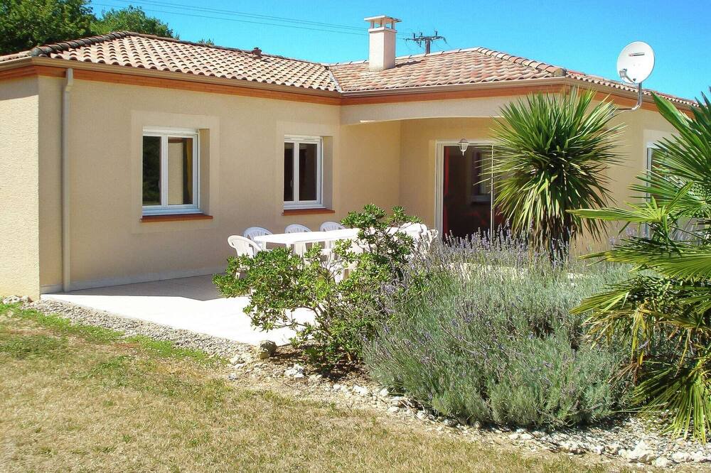 Photo of Outdoor in La Croix-Blanche