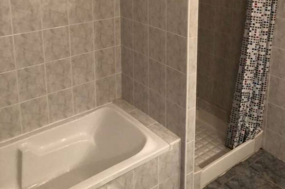 Photo of Bathroom in La Croix-Blanche