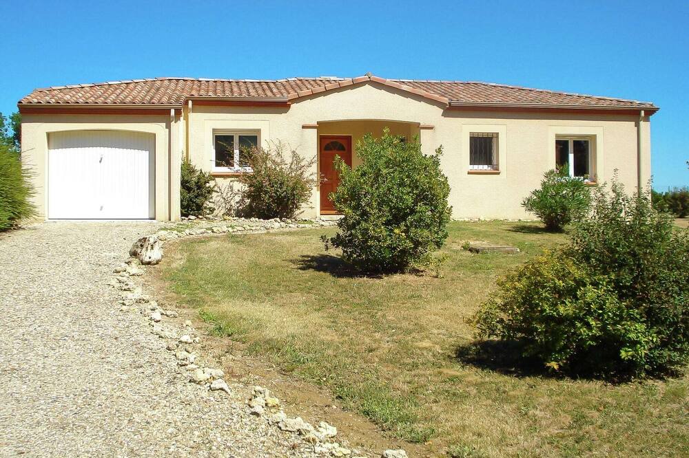 Photo of Outdoor in La Croix-Blanche