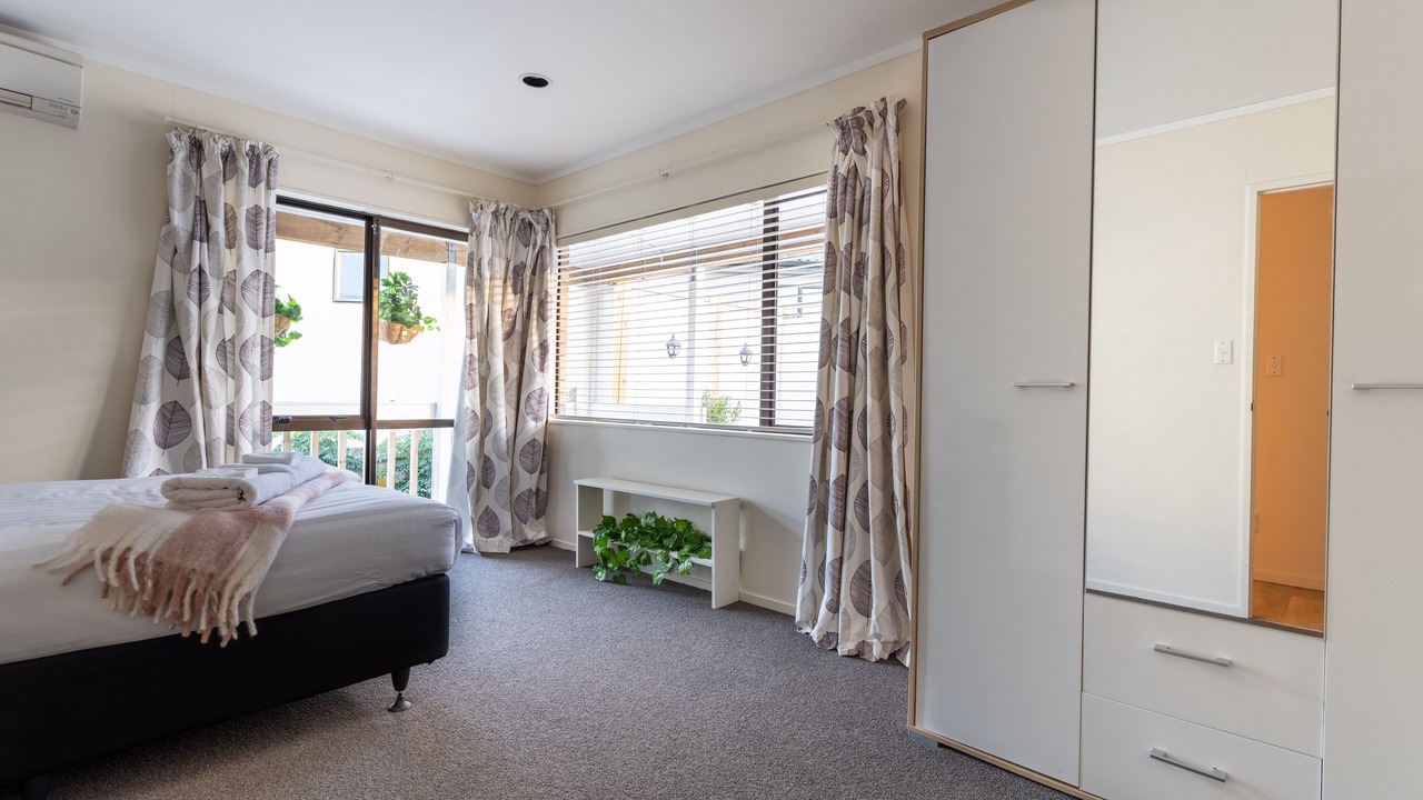 Photo of Bedroom in West Harbour