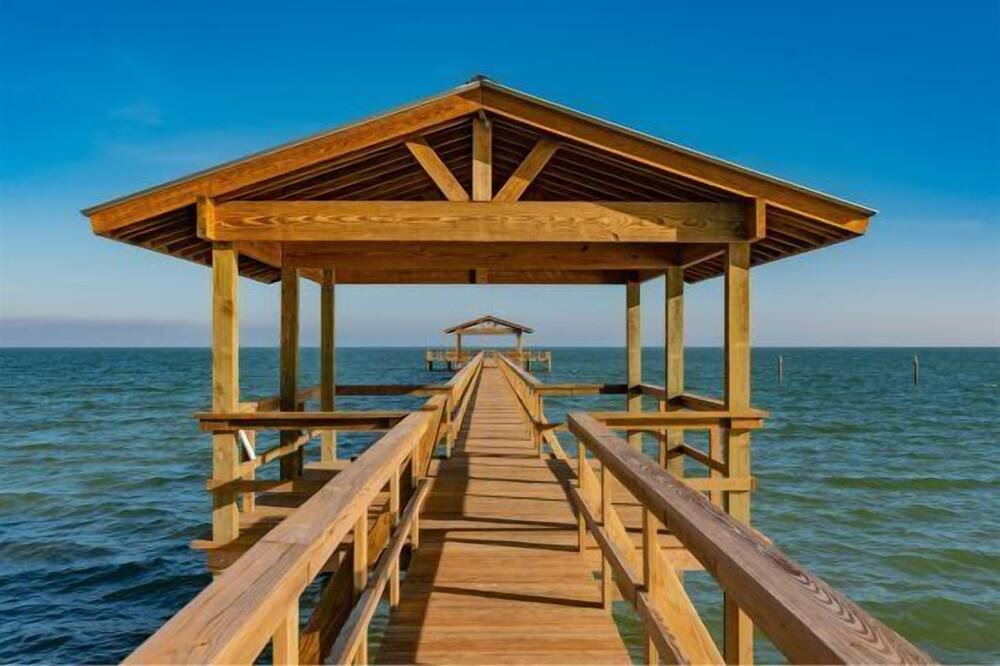 Photo of Others in Sailhouse