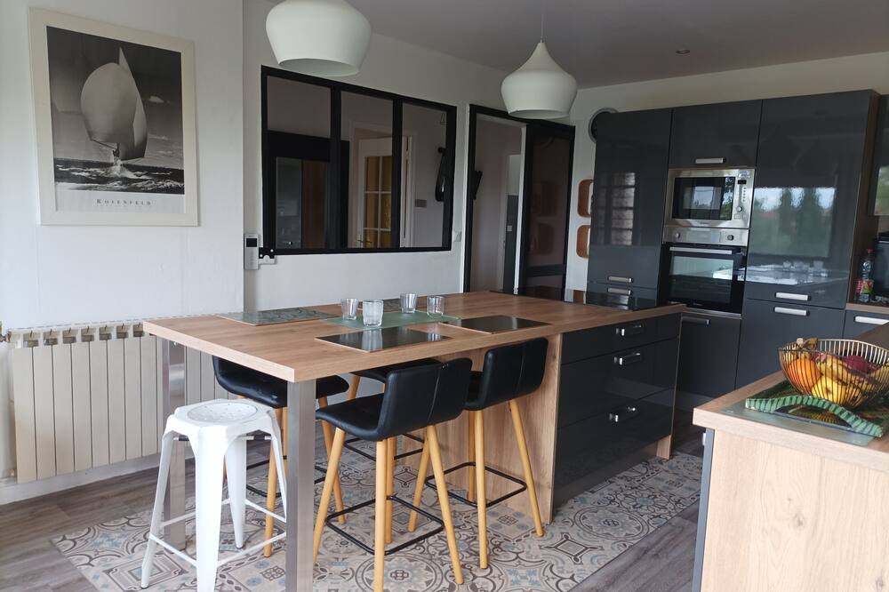 Photo of Kitchen in Saint-Jory