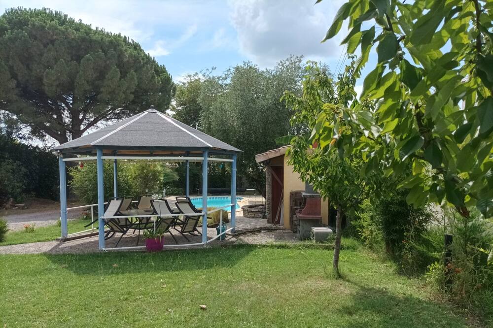 Photo of Outdoor in Saint-Jory