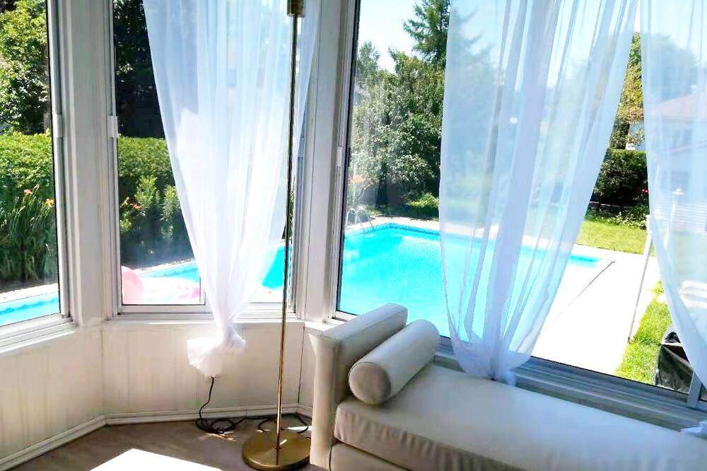 Photo of Bedroom in Chateauguay