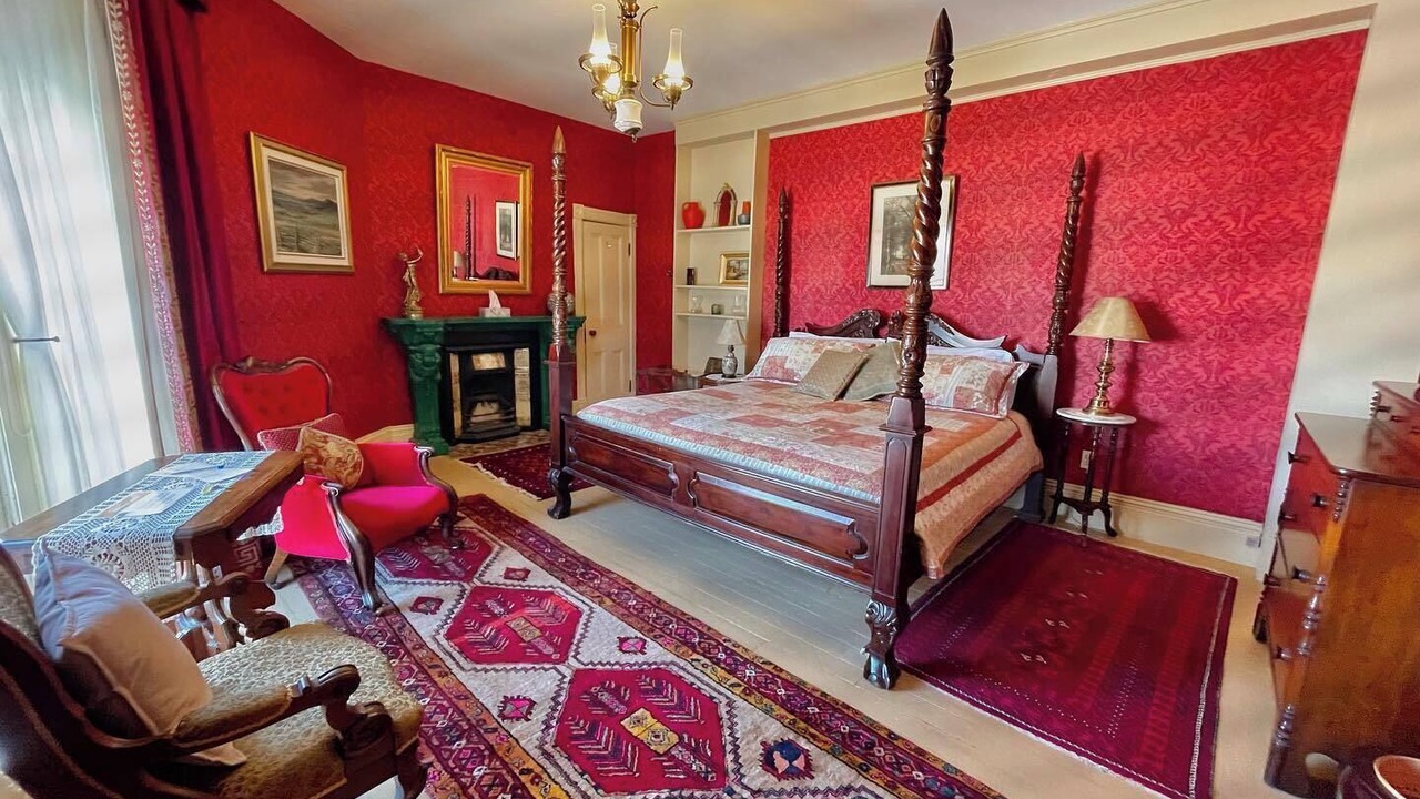 Photo of Bedroom in Gananoque