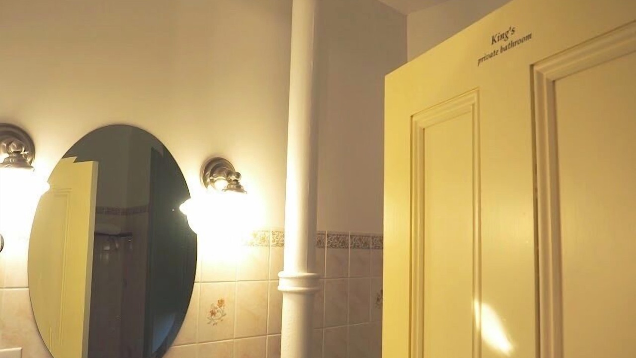 Photo of Bathroom in Gananoque