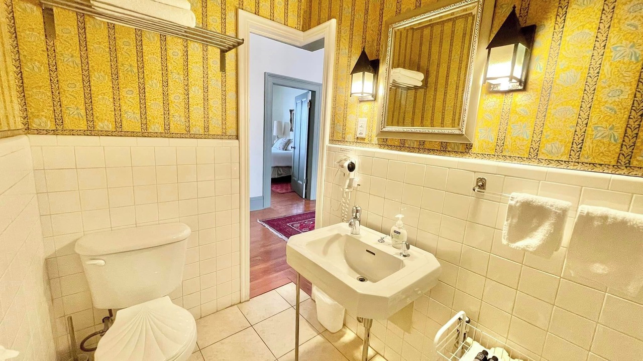Photo of Bathroom in Gananoque