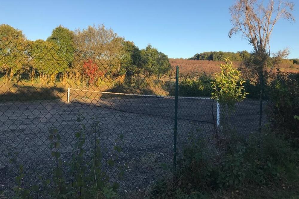 Photo of Others in Labretonie