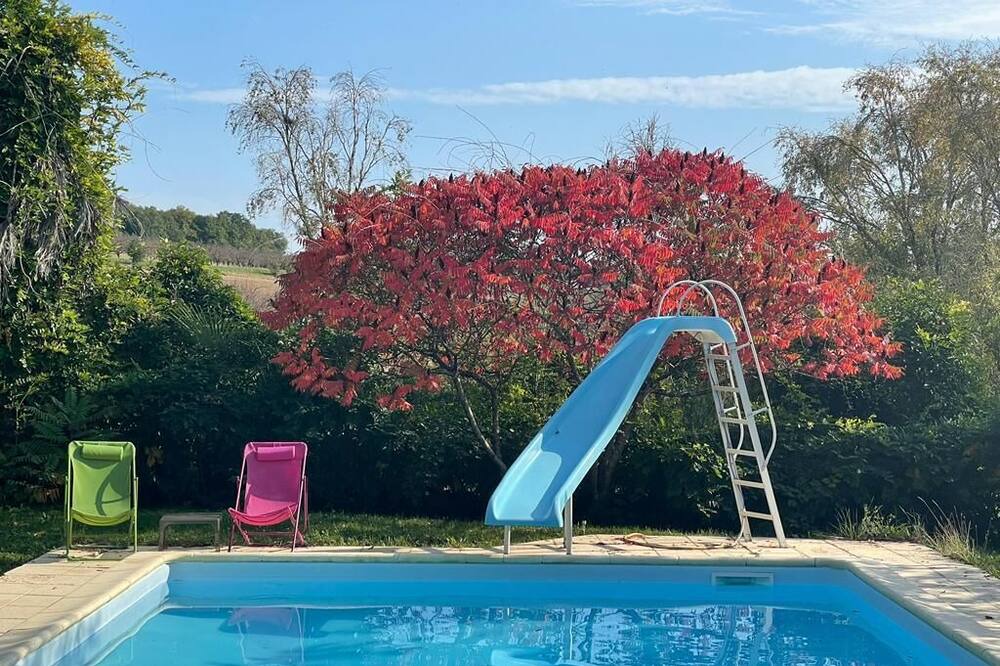 Photo of Outdoor in Labretonie