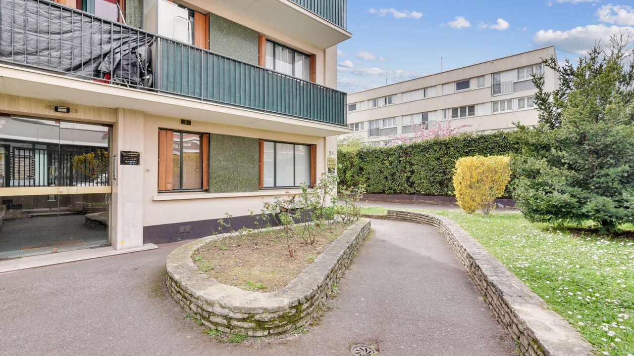 Photo of Outdoor in Bondy