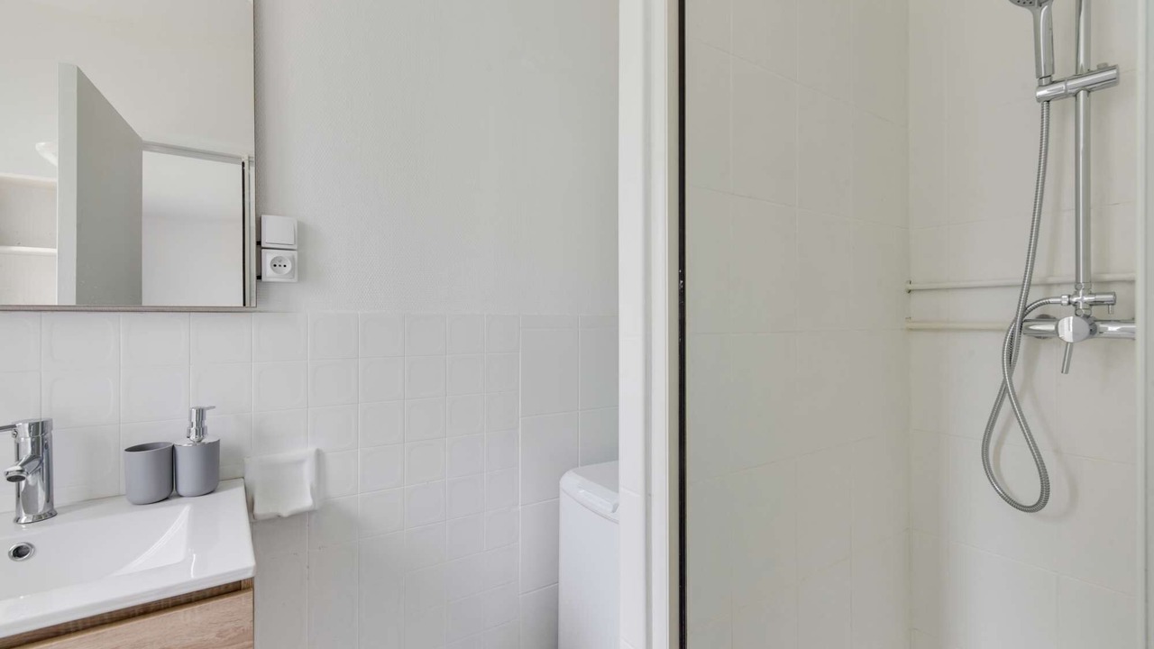 Photo of Others in Bondy