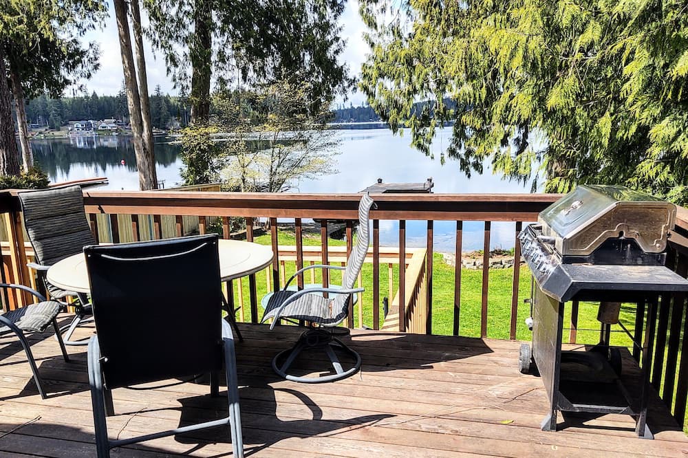 Photo of Patio Balcony in Grapeview