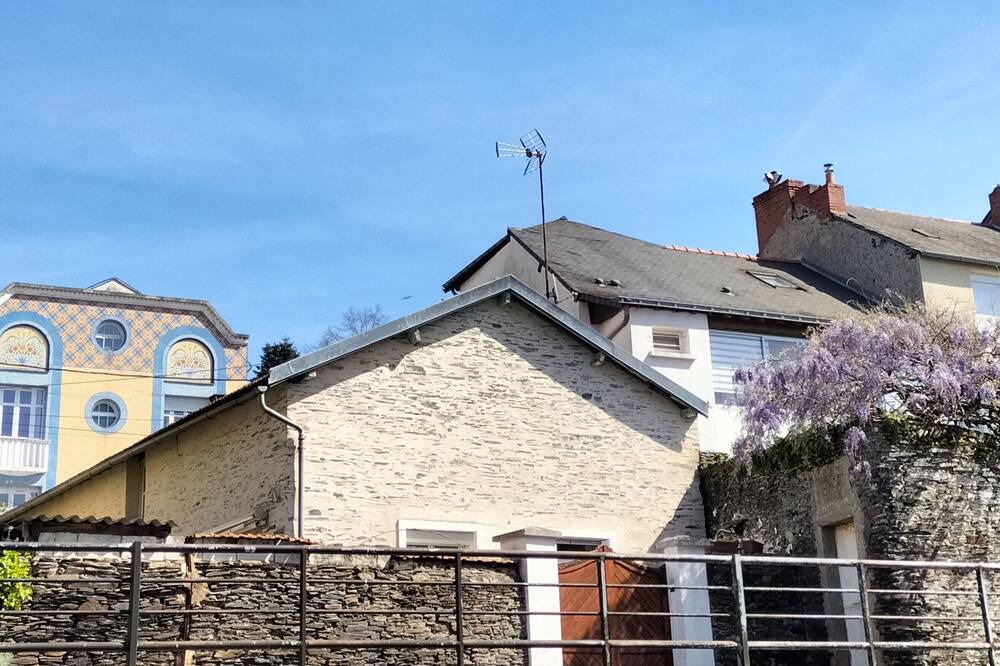 Photo of Outdoor in Saint-Serge