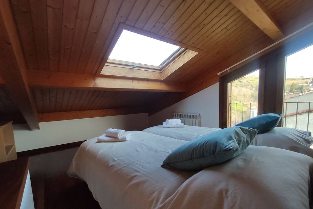 Photo of Bedroom in Mollo