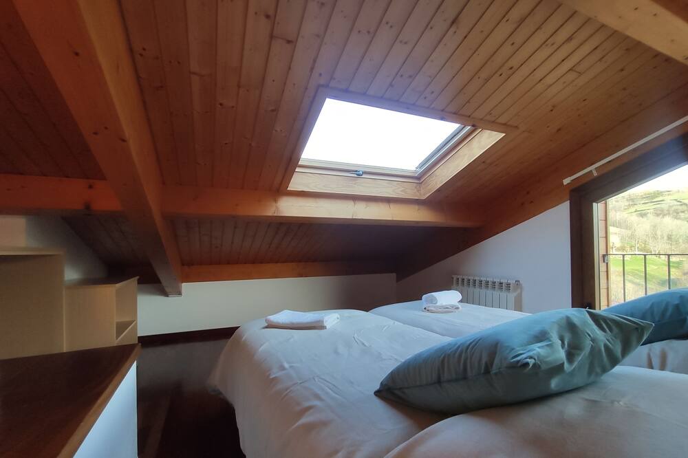 Photo of Bedroom in Mollo
