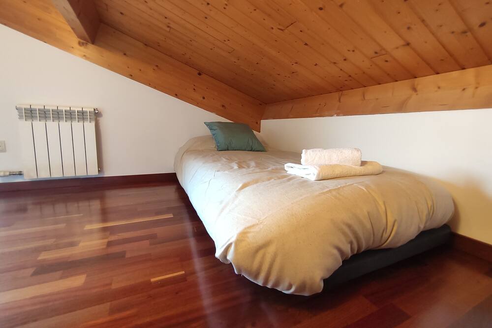Photo of Bedroom in Mollo