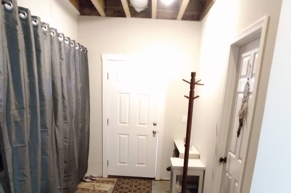 Photo of Bathroom in Broadway