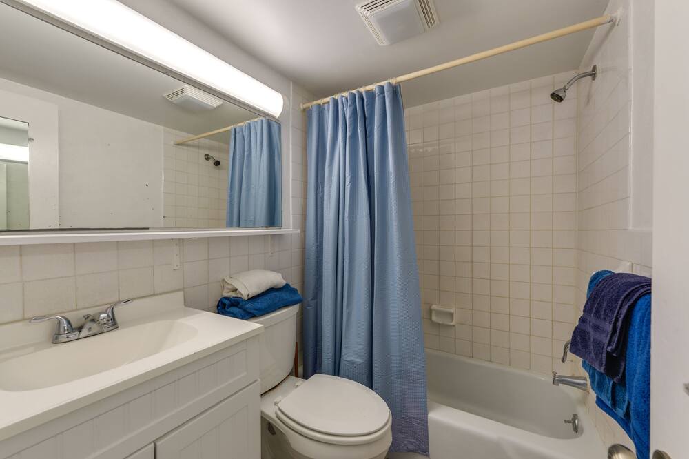 Photo of Bathroom in Wildwood Crest
