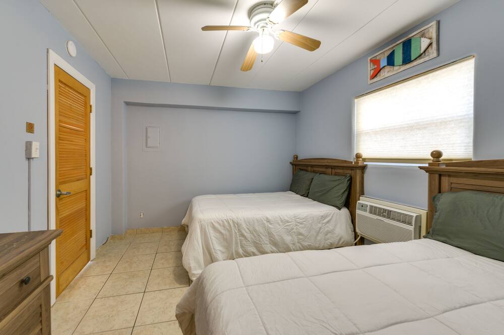 Photo of Bedroom in Wildwood Crest