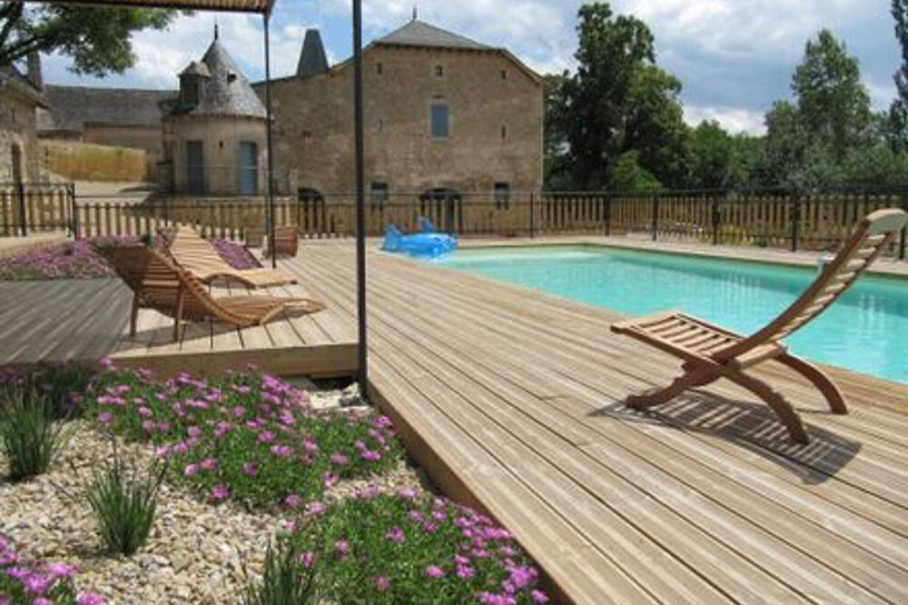 Photo of Outdoor in Roussennac