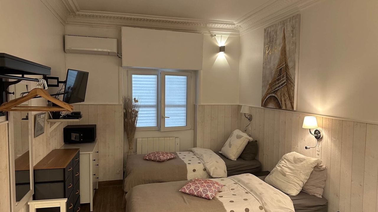 Photo of Others in Cite des Perichaux