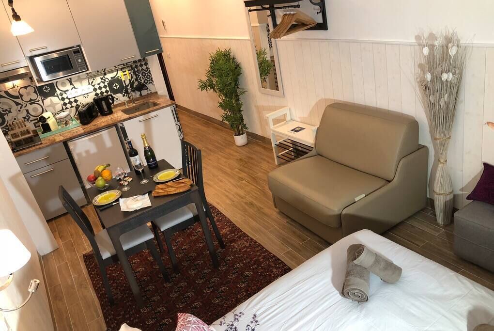 Photo of Others in Cite des Perichaux