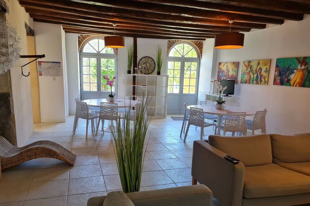 Photo of Livingroom in Vernou-sur-Brenne