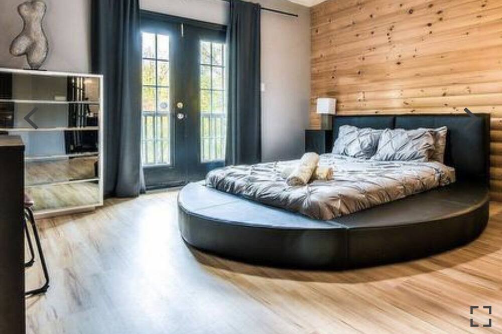 Photo of Bedroom in Mont-Tremblant