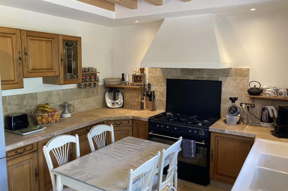 Photo of Kitchen in Curel