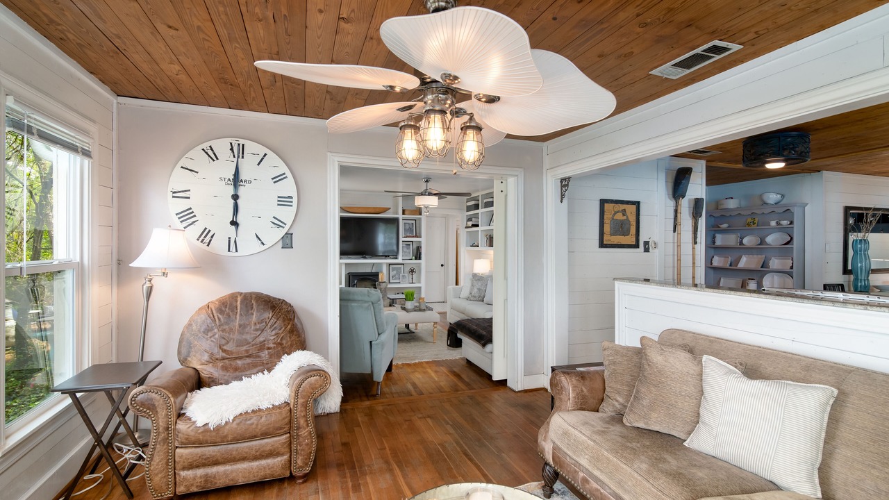 Photo of Livingroom in Berryville