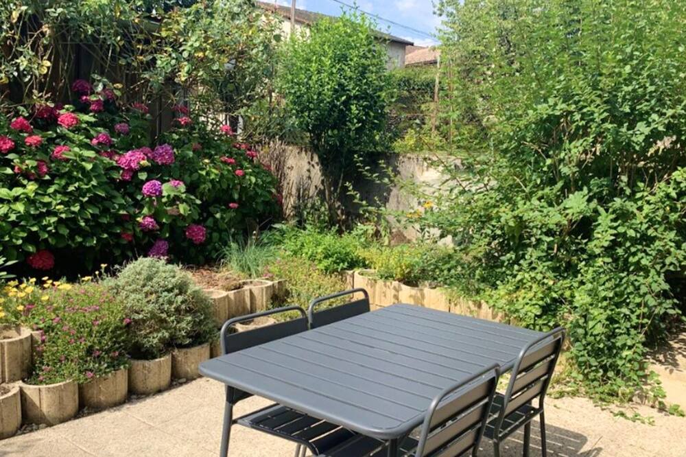 Photo of Outdoor in Vaulnaveys-le-Haut