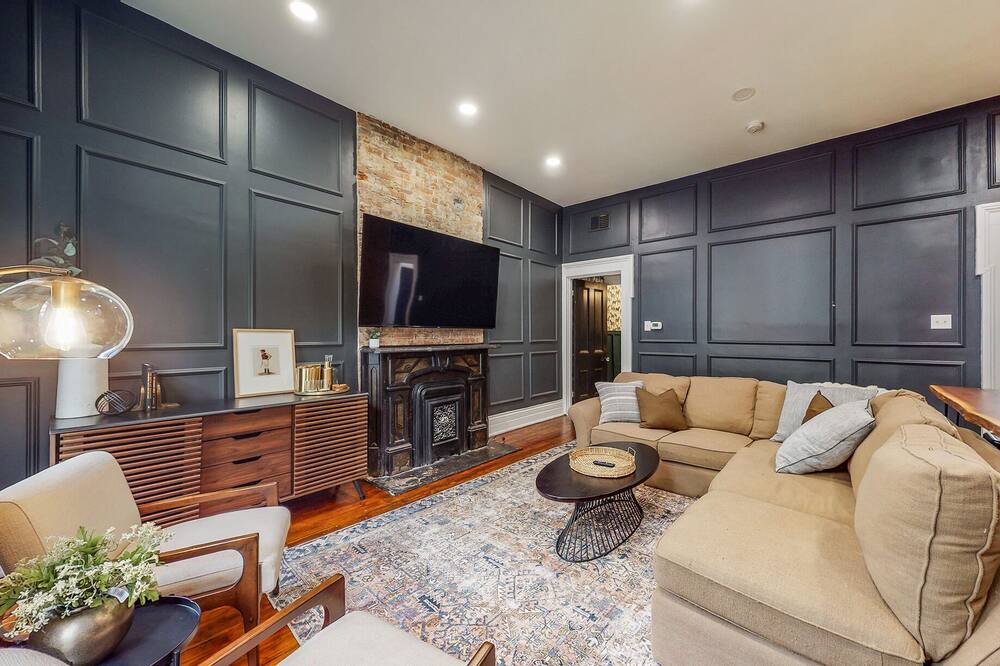 Photo of Livingroom in Smoketown Jackson