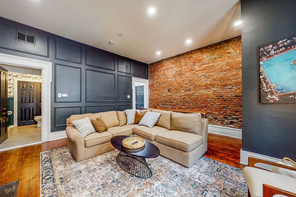 Photo of Livingroom in Smoketown Jackson