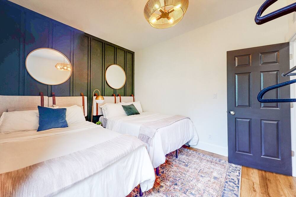 Photo of Bedroom in Smoketown Jackson