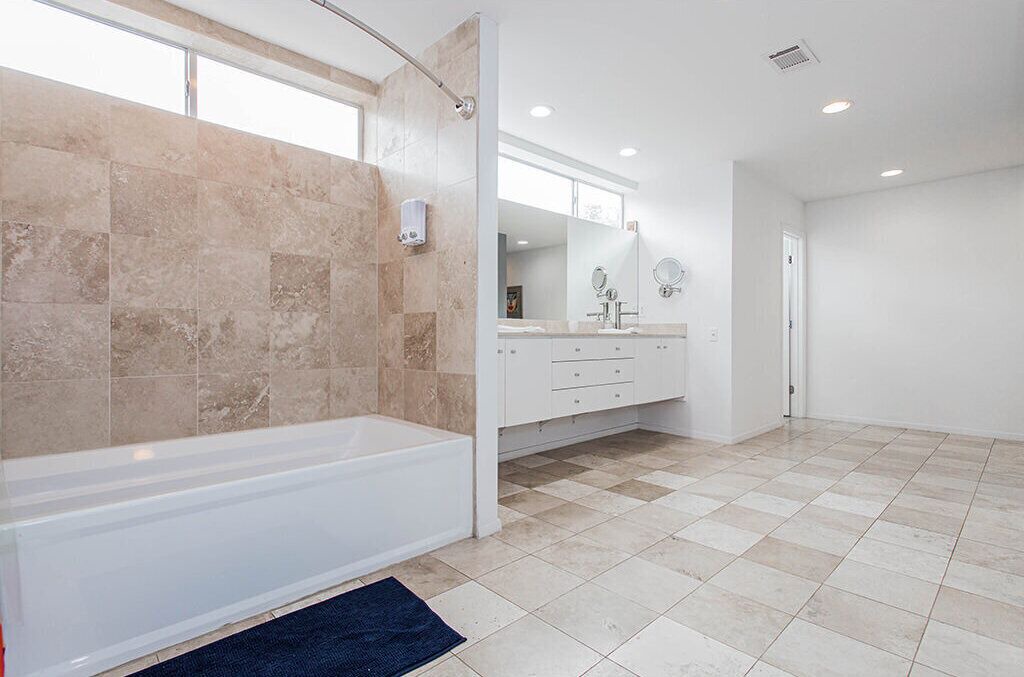 Photo of Bathroom in Westridge Estates
