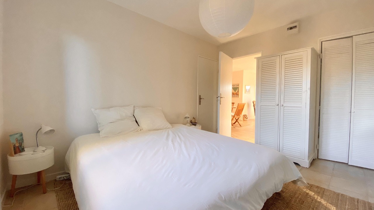 Photo of Bedroom in Sainte-Cecile-Plage