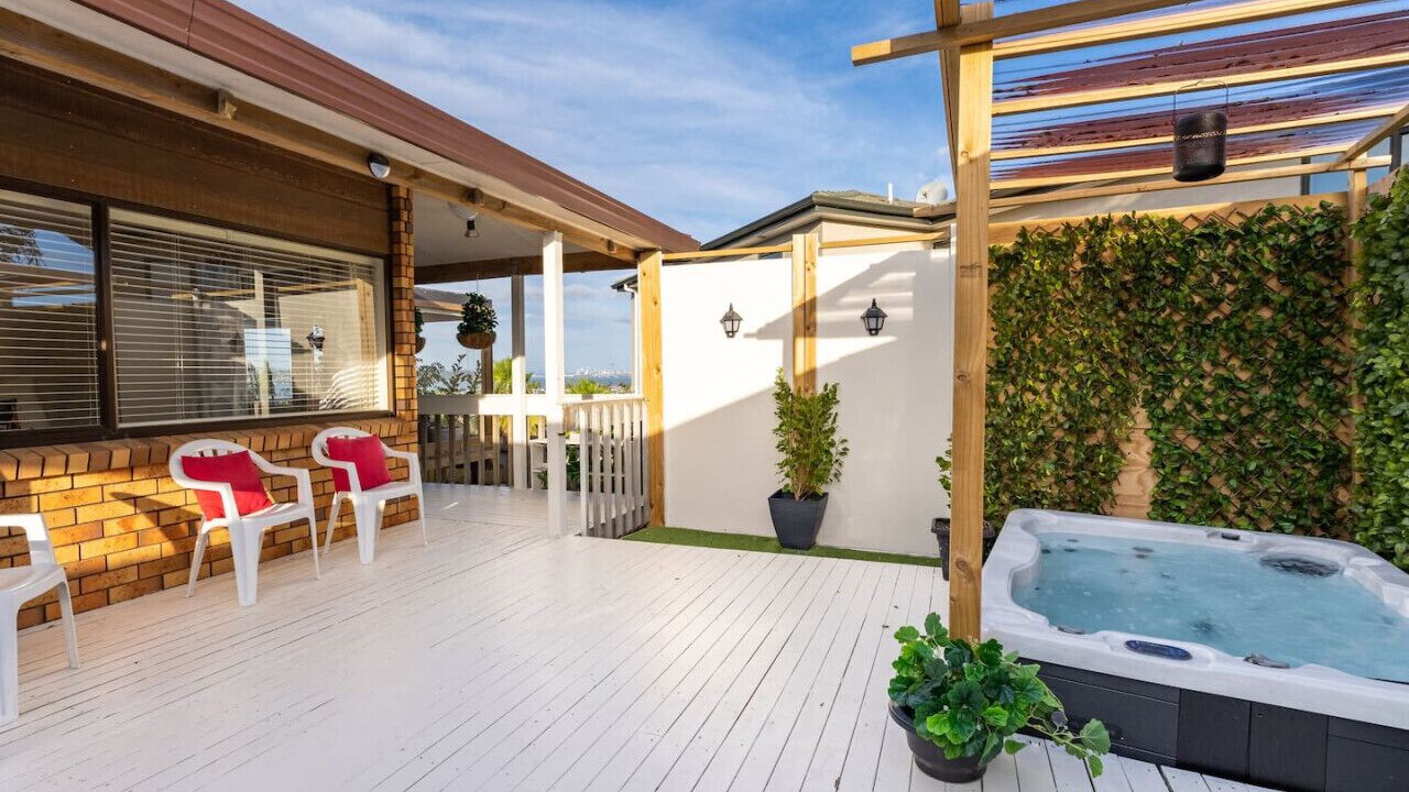 Photo of Patio Balcony in West Harbour