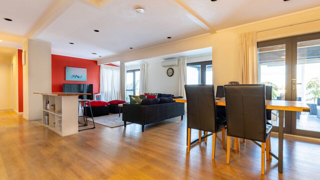 Photo of Others in West Harbour