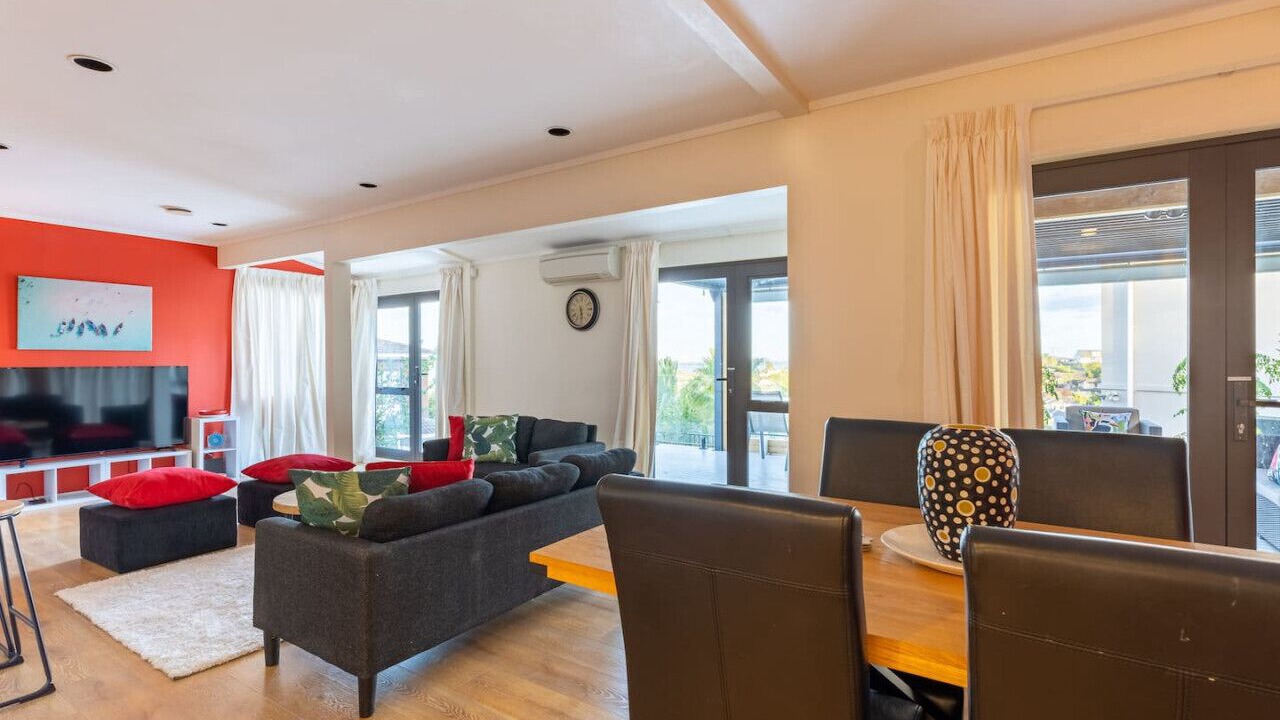 Photo of Others in West Harbour