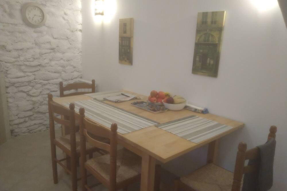 Photo of Kitchen in Courniou