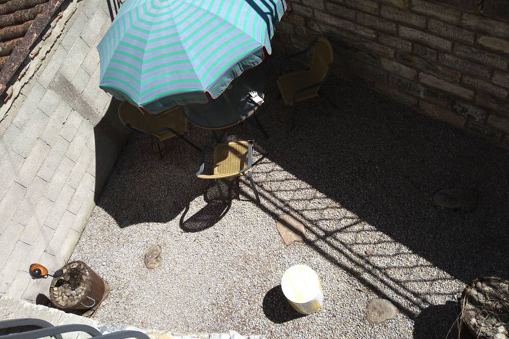 Photo of Patio Balcony in Courniou