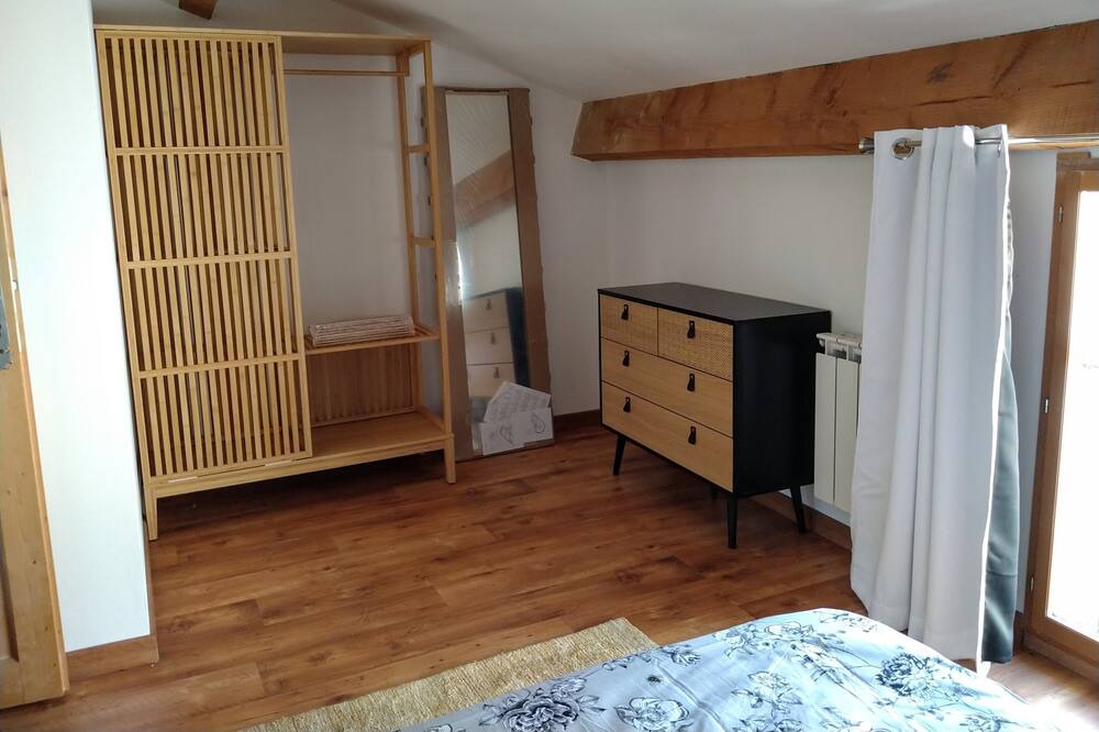 Photo of Bedroom in Courniou