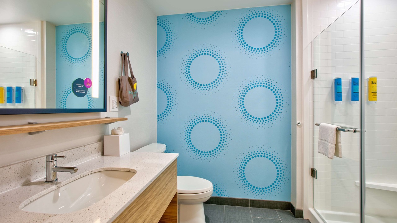 Photo of Bathroom in Far North Central