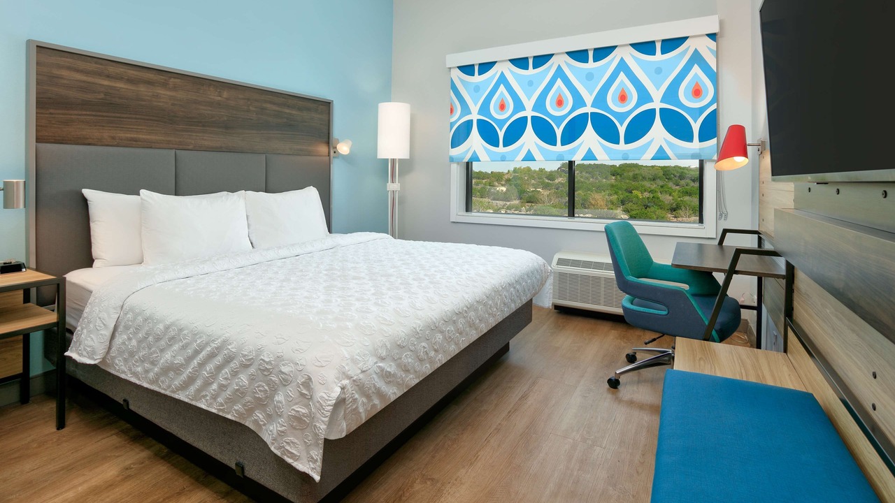 Photo of Bedroom in Far North Central