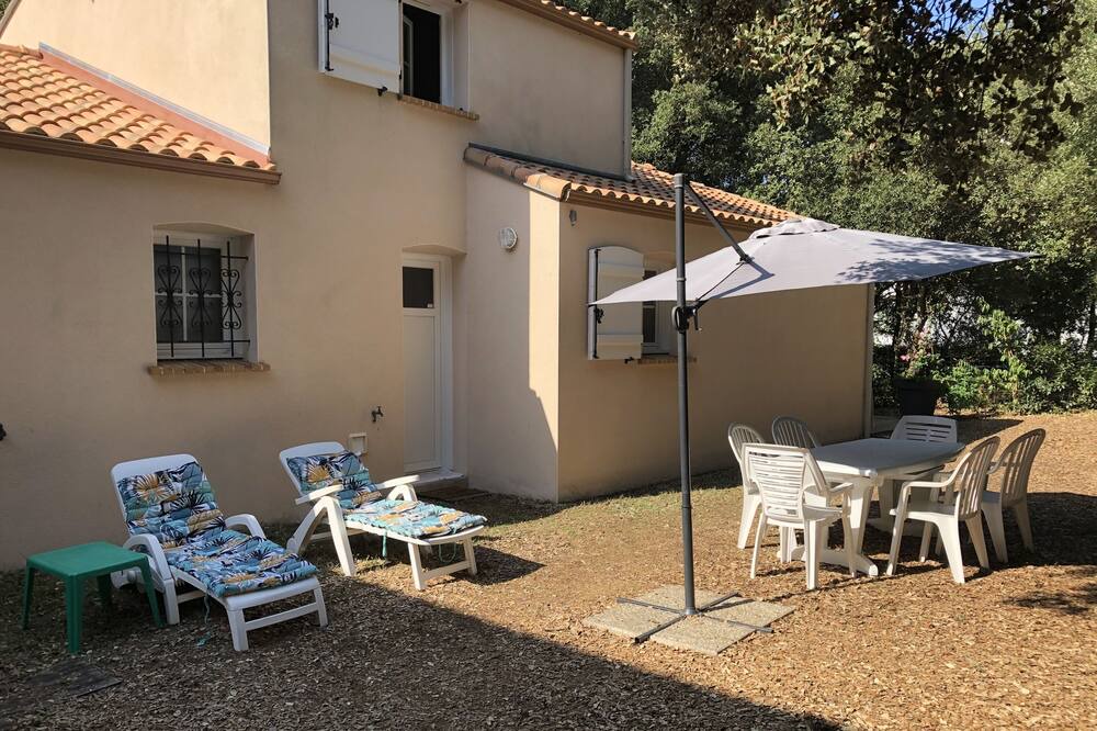 Photo of Outdoor in Saint-Michel-Chef-Chef