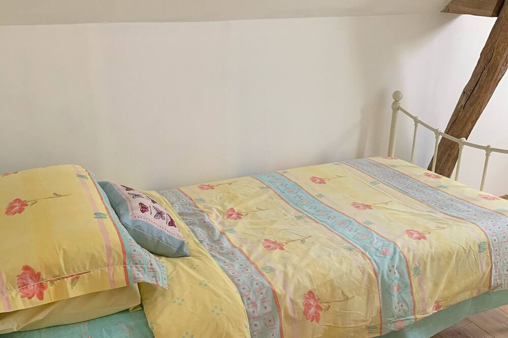 Photo of Bedroom in Sarce