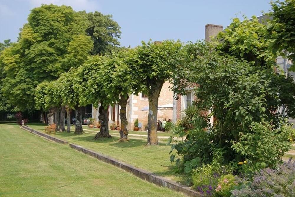 Photo of Outdoor in Sarce